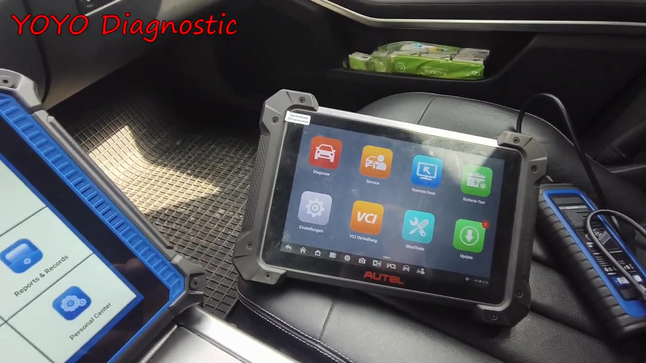 Autel MK908 V2 and Udiag X95 Pro tablets side by side before testing 2015 Mercedes W212