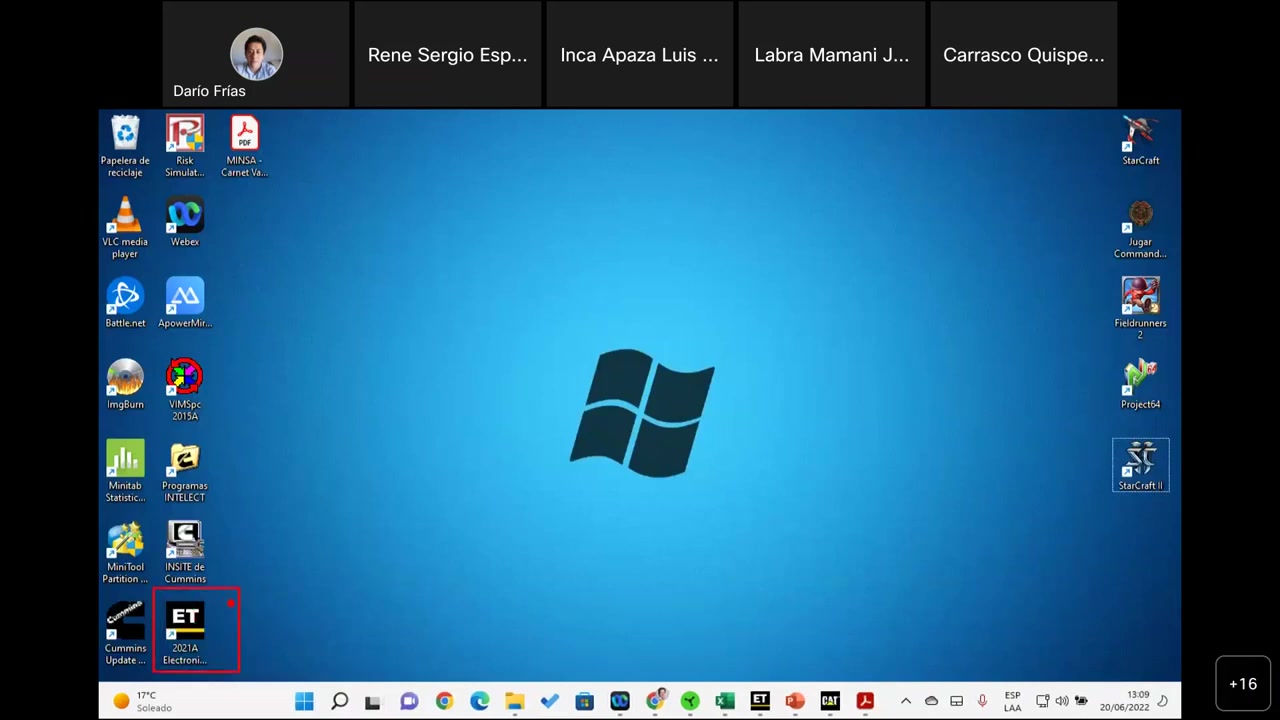 Desktop showing ET 2021 A Electronic Technician shortcut icon