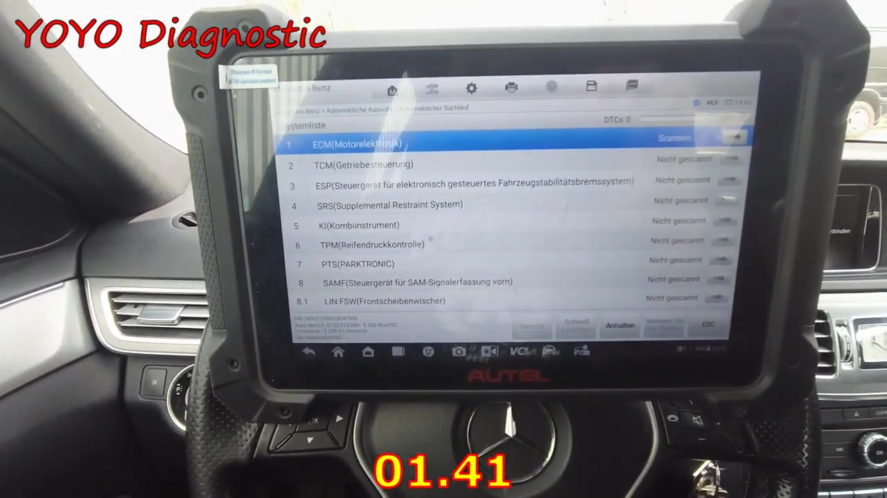Autel MK908 V2 scan in progress showing P000000 misfire and 974915 lighting fault on Mercedes W212