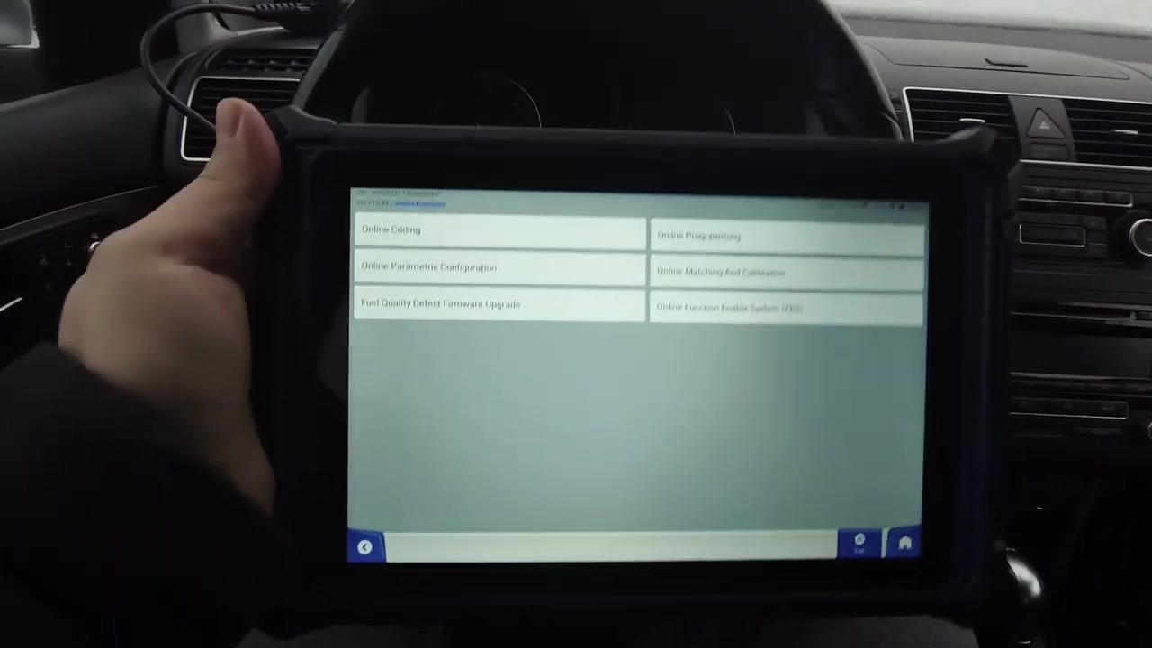 Discussing Vdiag + laptop combination as a potential alternative approach for future TCU programming