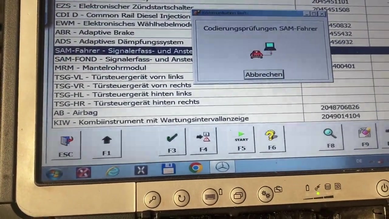 XENTRY/DAS displaying an error message: 'Fehler bei der Initialisierung' (Error during initialization) and stating no connection to a control unit.