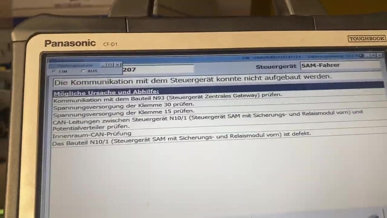 XENTRY/DAS showing detailed troubleshooting steps for CAN lines, including resistance measurement specification (< 5 Ohm).