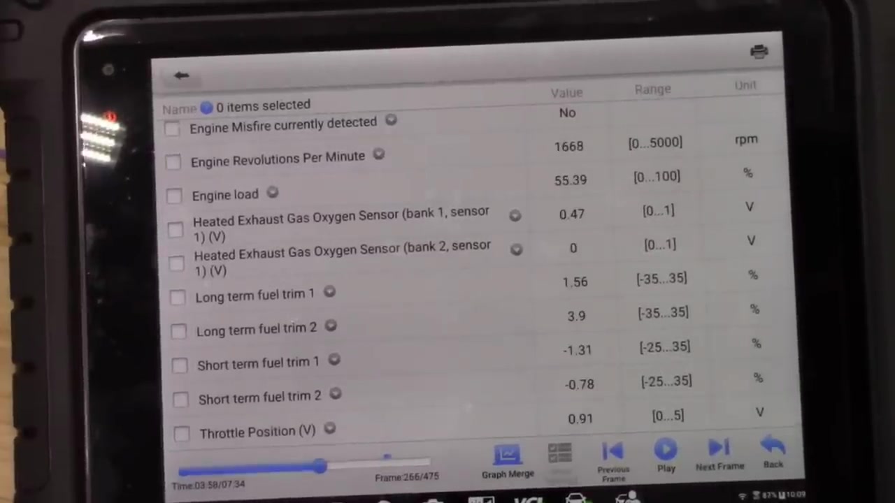 Autel MS909 Live Data showing O2S voltage lag during wide open throttle on a Ford Explorer.